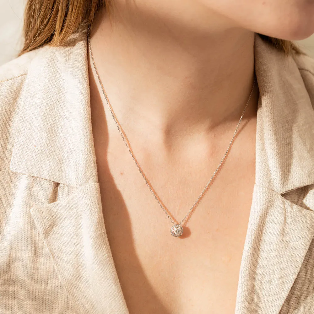 18ct White Gold .33ct Diamond Pendant