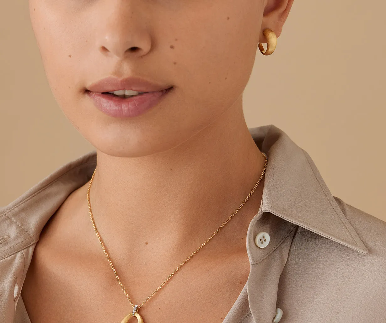 18K Yellow Gold Graduated Huggie Earrings