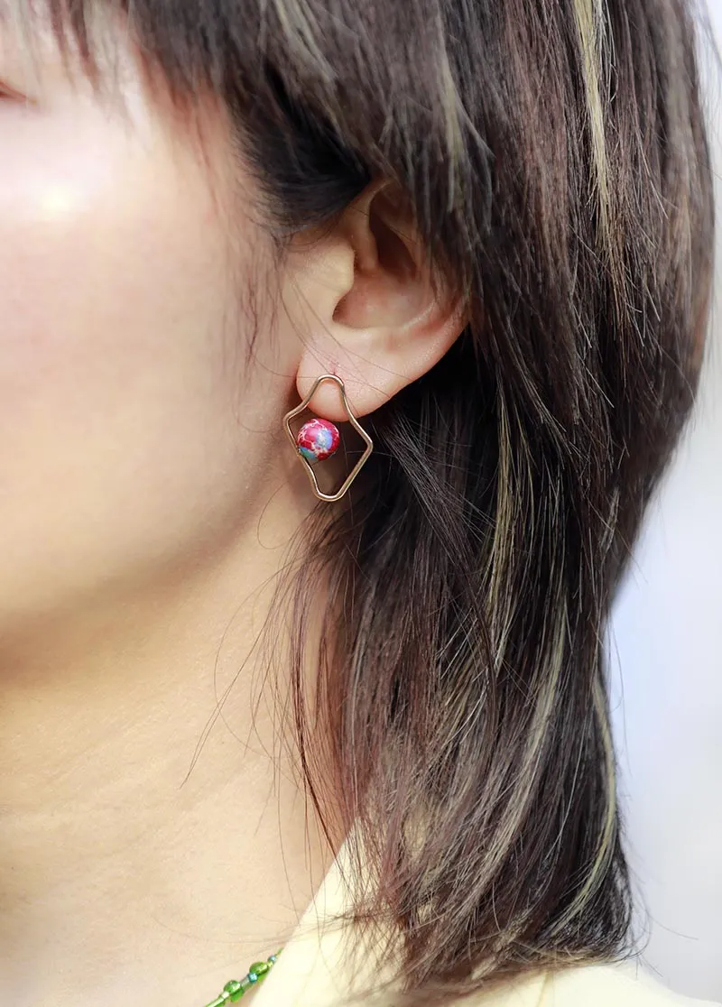 'Midhang' Blue Apatite Stone Studs