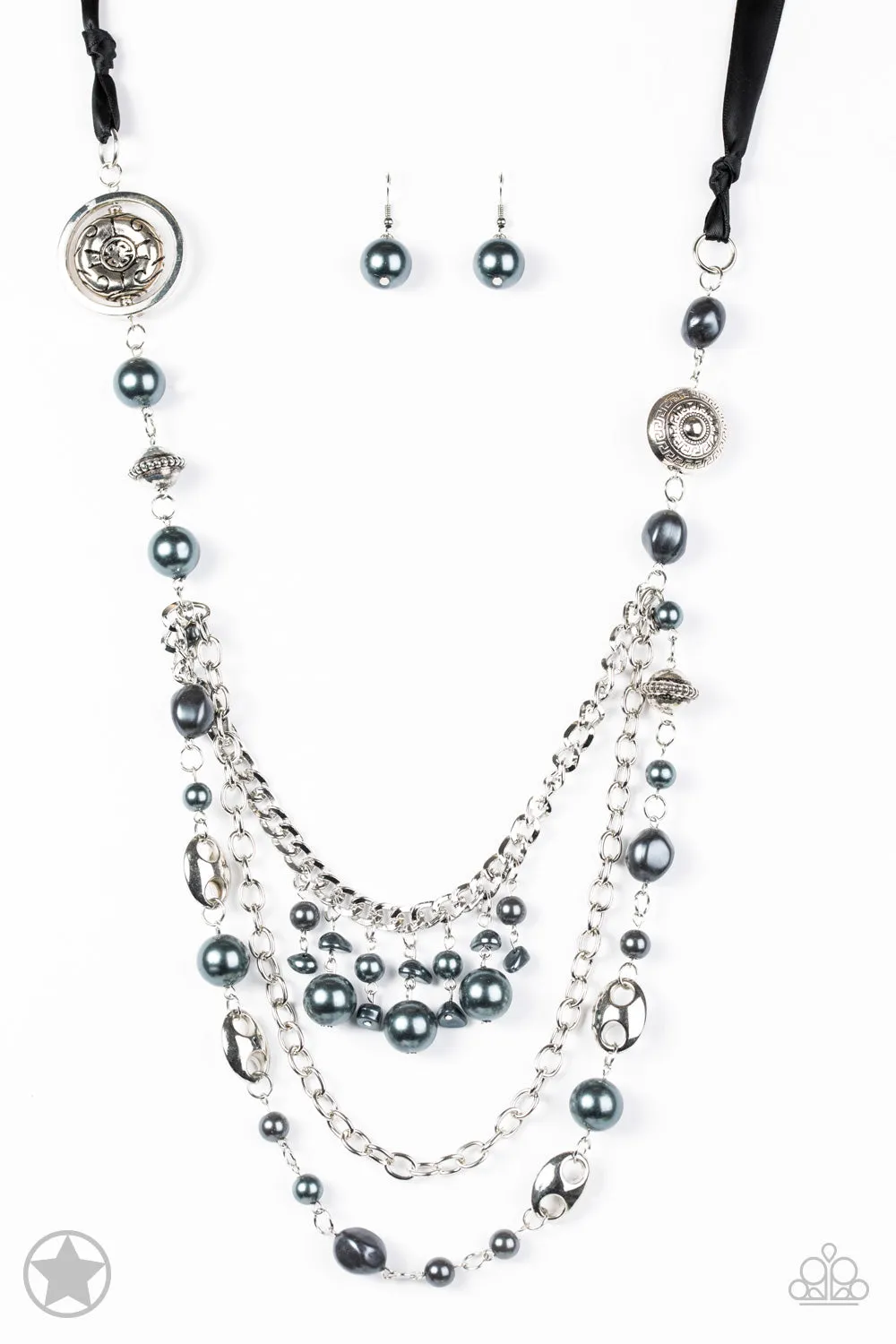 Paparazzi All The Trimmings Necklace Black