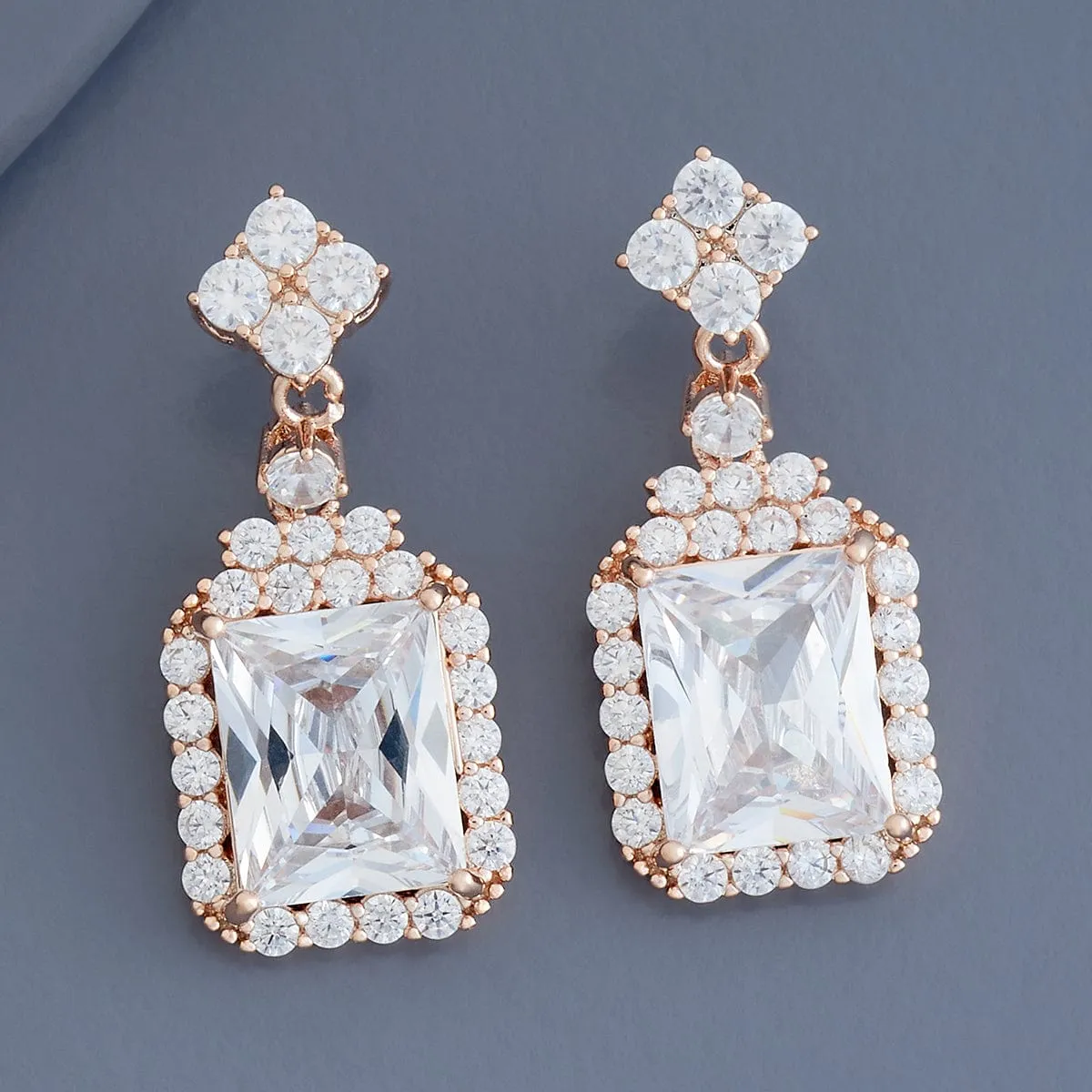 Trendy Earring 178914