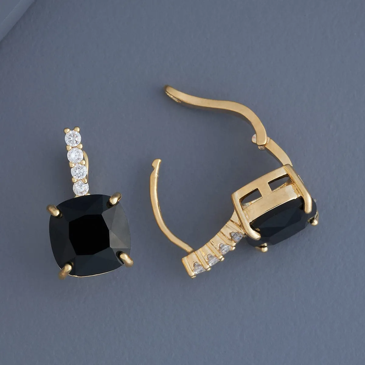 Trendy Earring 179198