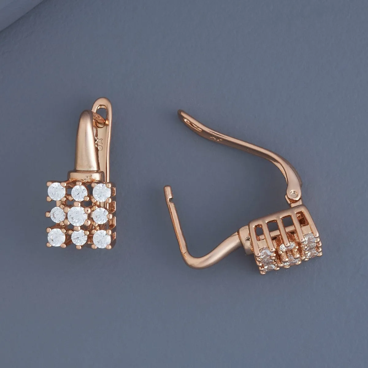 Trendy Earring 179335
